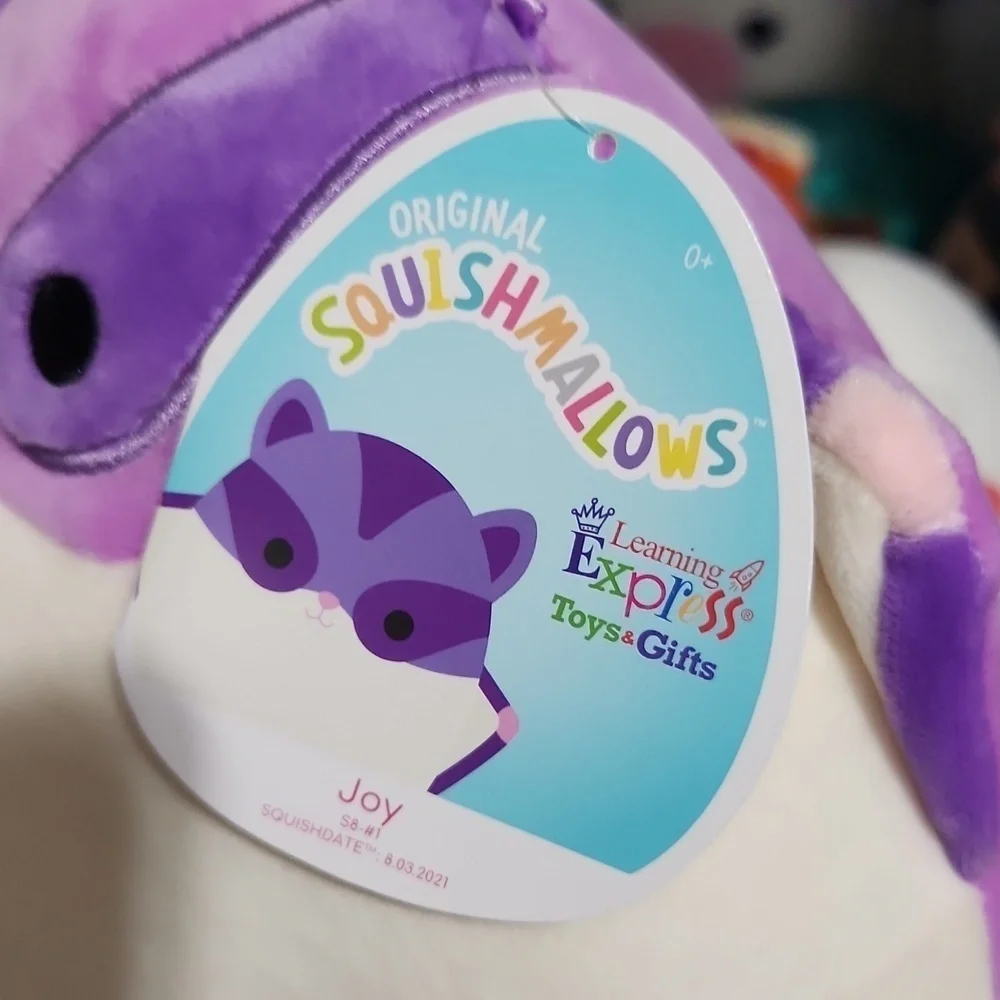 Squishmallows joy exclusuve